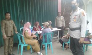 Kades Talang Duku dan Kasubsektor Taman Rajo Dukung Vaksinasi Pemerintah