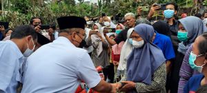 Maulana Salurkan Bantuan Korban Kebakaran