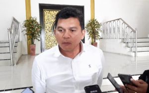 Antrean Solar di SPBU Kota Jambi Memakan Bahu Jalan, Junedi Minta Ditindak Tegas