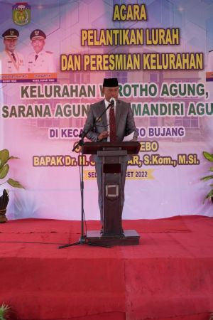 Bupati Tebo Lantik Dua Lurah di Kecamatan Rimbo Bujang
