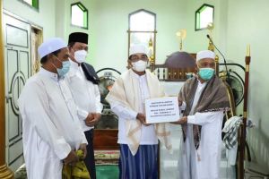Bupati Anwar Sadat Safari Jumat Berkah di Masjid Nurul Jannah Tungkal II