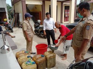 Polisi Amankan 1 Ton Solar yang akan Ditimbun 