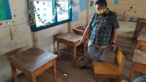 Dewan Perhatikan Banyak Mabel Sekolah yang Tidak Layak Pakai