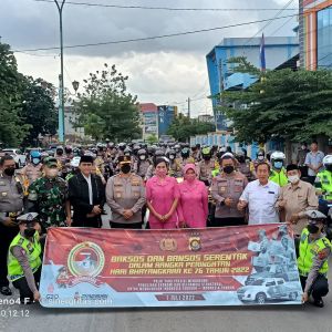 HUT Bhayangkara, Polda Jambi Gelar Baksos dan Bansos di Vihata Satyakirti Kota Jambi