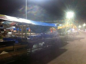 Buka Akses Jalan Pasar Induk dari Pemukiman Penduduk