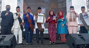 Bakar Jaudah Jangkat Masuk Rekor Muri