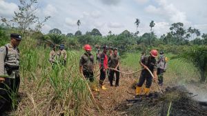 Polsek Kumpeh Ilir Simulasi Pemadaman Karhutla 