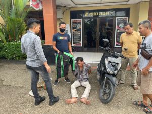 Polsek Jaluko Amankan Pelaku Curanmor yang Babak Belur Dihajar Massa