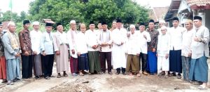 Usai Sholat Jum'at di Masjid Rantau Langkap, Pj Bupati Aspan Sambangi Warga