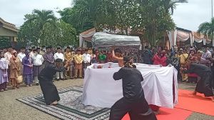 Teater Tonggak Pergelarkan Fragmen Peradaban Melayu Jambi Dihadapan Dirjen Kebudayaan 