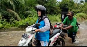 Jalan Nyogan - Sungai Bahar Terendam Banjir 