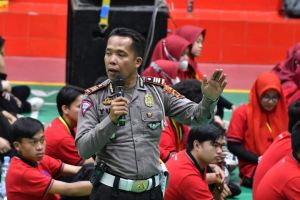 Dihadapan Mahasiswa STIE, Ini Himbauan Kasat Lantas Polres Kerinci