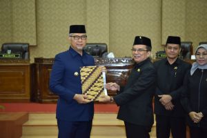 8 Fraksi Setujui APBD Perubahan 2022 Kota Jambi 