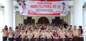 Bupati Tanjab Barat Pimpin Upacara HUT Pramuka ke 61