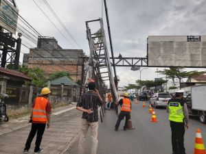 Pengusaha Minta Kelonggaran Pengurusan IMB Reklame Kepada Pemkot Jambi 