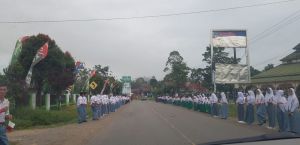 Siswa dan Masyarakat Antusias Sambut Pembukaan TMMD 115 Kodim 0415 Jambi 