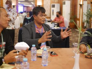 Bersama Jaga Sungai Batanghari, Ketua SMSI Jambi Apresiasi Ekspedisi Milir Berakit 