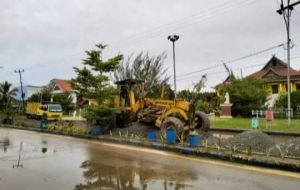 Jalan Nasional di Tanjab Barat Diperbaiki dengan Dana APBD