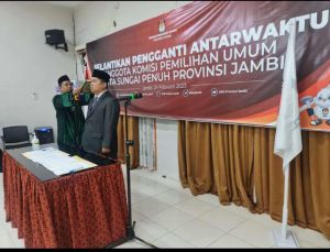 Al Aziari Resmi Dilantik Sebagai Anggota KPU Sungaipenuh
