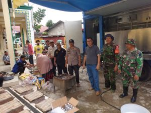 Disnos Kota Jambi Dirikan Dapur Umum Bencana Banjir di Paal Lima Kotabaru