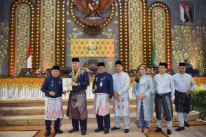 Pemprov Jambi Hibahkan Enam Aset Tanah ke Pemkot Jambi