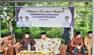 Bupati Tanjab Barat Lakukan Kunjungan ke Desa Karya Maju Dalam Rangka Khitanan Masal