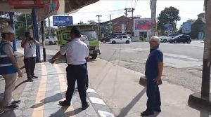 Tiang Listrik Simpang Jelutung Ganggu Aktifitas
