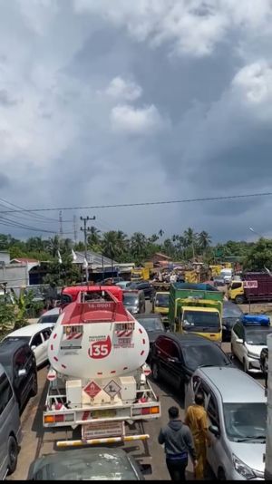 Pasokan Sembako Terhambat