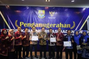 Pemkot Sungai Penuh Terima Anugerah KIP Kategori Informatif 2023