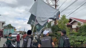 Hari Kedua Masa Tenang, Bawaslu Awasi Penertiban APK di Sungai Penuh