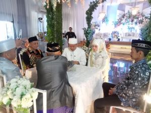 Budi Setiawan Figur Inspiratif yang Menjadi Saksi Nikah Echa & Dinar