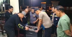 Polsek VII Koto Grebek Rumah Diduga Tempat Transaksi Narkoba