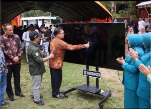Wako Ahmadi Resmi Launching Internet Gratis Diarea Lapangan Merdeka