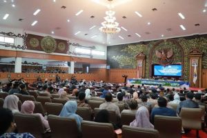 Pjs. Bupati Tanjab Barat Hadiri Pengucapan Sumpah Janji Pimpinan DPRD Provinsi Jambi
