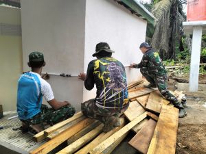 Satgas TMMD Mulai Pasang Instalasi Pipa MCK Madrasah Nurul Falah