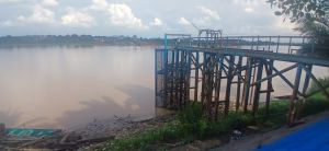 Kemarau, Debit Air Sungai Batanghari Turun Drastis