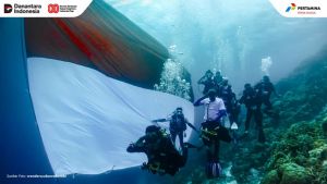 Pertamina Rayakan HUT RI KE-80 di Bawah Laut Wakatobi dan Pedalaman Paser Kaltim