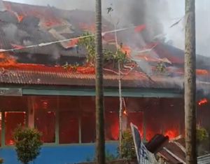 SMPN 20 Kota Jambi Hangus Terbakar, Wawako Diza: Diduga Akibat Korsleting Listrik