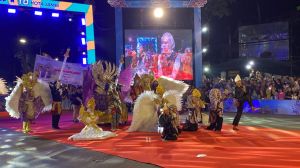 Wali Kota Maulana Resmikan Transportasi Listrik Pertama di Indonesia di Carnaval Angso Duo 2025
