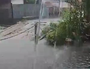 Banjir Rendam 70 RT di Kota Jambi, Seorang Bocah Tewas Terseret Arus