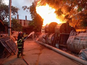 Gudang Kabel di Jambi Timur Terbakar, Diduga Akibat Puntung Rokok
