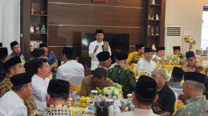 Ribuan Warga Padati Halalbihalal Cek Endra di Telanaipura