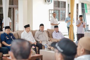 Reses di Telanaipura, KFA Serap Aspirasi Warga dan Salurkan 400 Paket Sembako