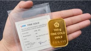 Harga Emas Antam Turun Rp15.000 per Gram, Lanjutkan Tren Pelemahan