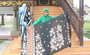 Dari Rumah Prajurit, Lissa Batik Angkat Motif Khas Bungo ke Publik