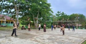 PJOK di MTsN 4 Bungo Tak Sekadar Olahraga, Bola Voli Jadi Media Pembentukan Karakter Siswa