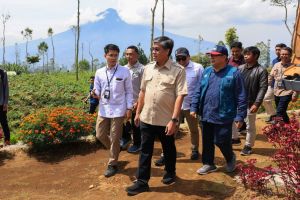 Kemnaker Dorong Wisata Agroforestry Garut, Warga Karamatwangi Disiapkan Jadi Pelaku Pariwisata Desa