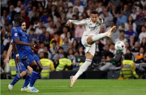 Bellingham Pastikan Kemenangan Madrid, Oviedo Dipaksa Pulang Tanpa Poin