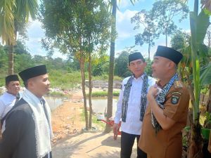 Dedy Putra Pastikan Pengaspalan Jalan BTN Menuju Ponpes DHA Bungo Jadi Prioritas