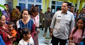 Bupati Merangin Komitmen Tingkatkan Kesejahteraan Warga SAD, Salurkan Keramba Ikan Modern